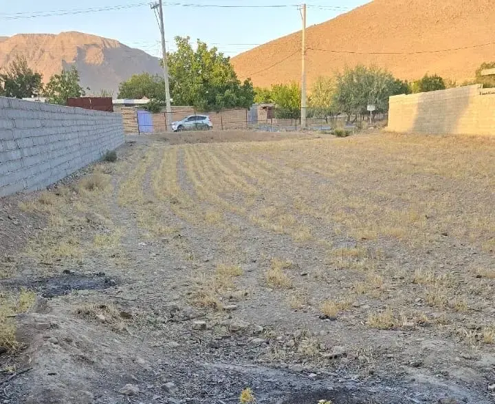 زمین داخل روستای ایرانچه