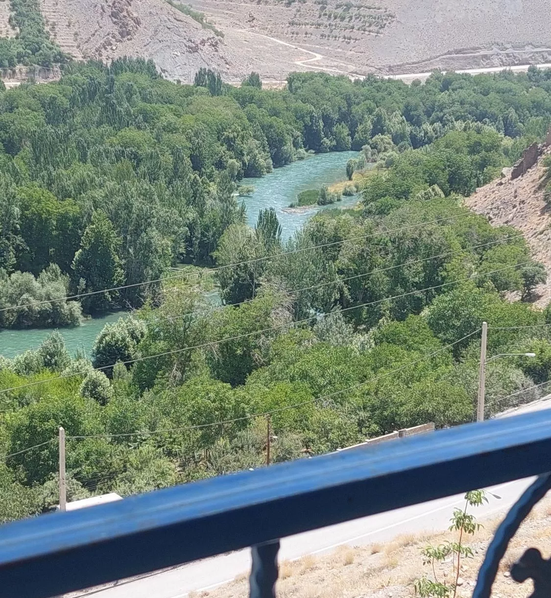 اجاره ویلا مشرف به جنگل و رودخانه