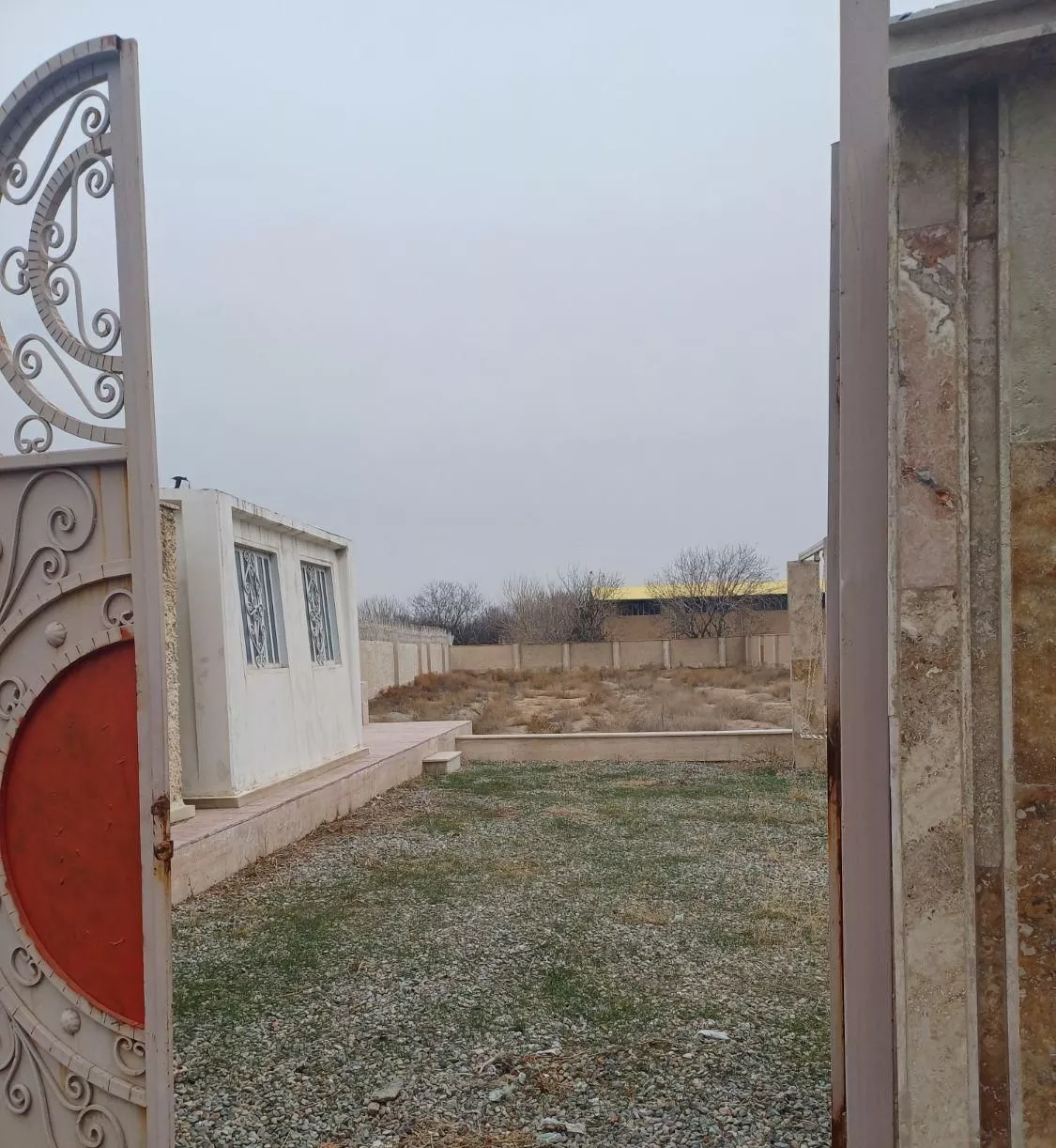 ۲قطعه زمین مجزا ۲سند۶دانگ قطعی مجموع۲oo۱متر۴دیواری