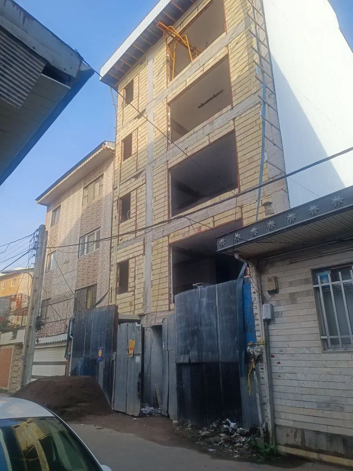 پیش فروش واحد ۱۳۰ متری در بعثت