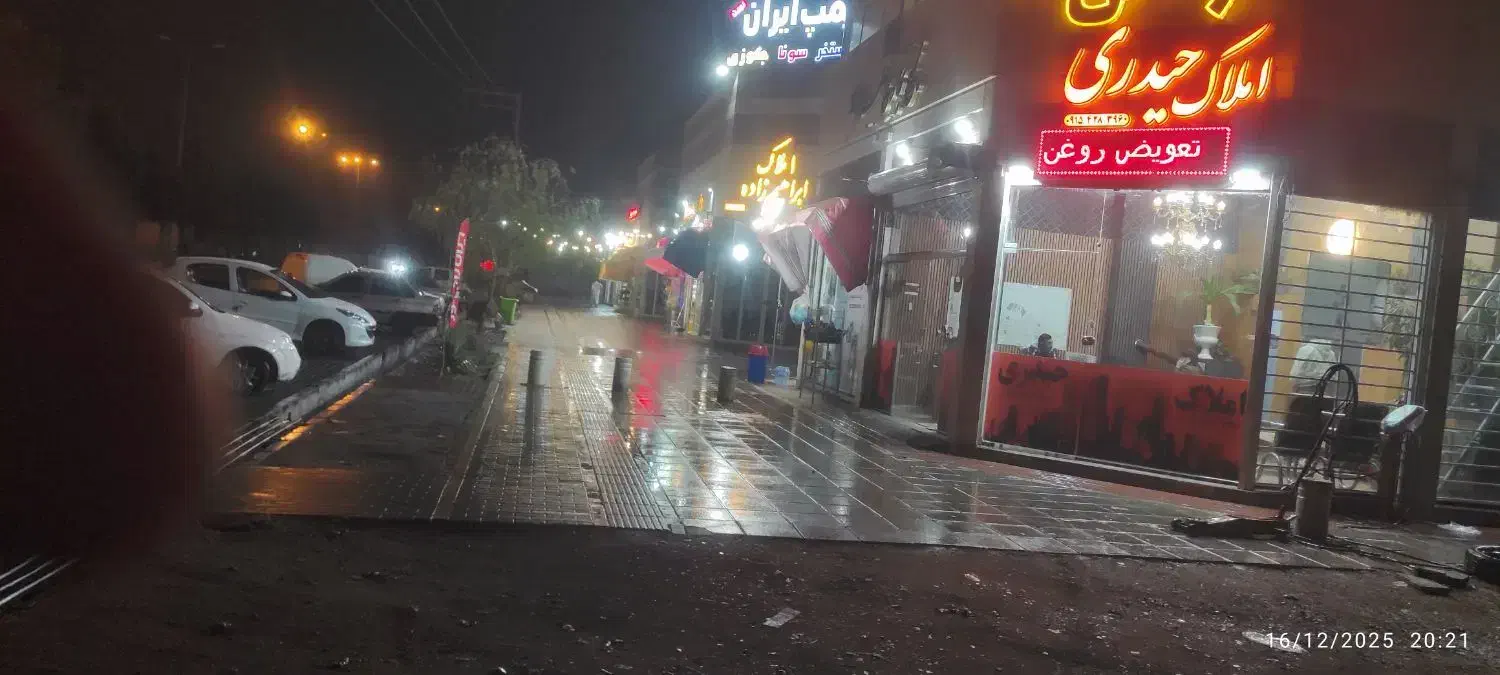 فروش تجاری ۴۸متری دونبش بر بلوار