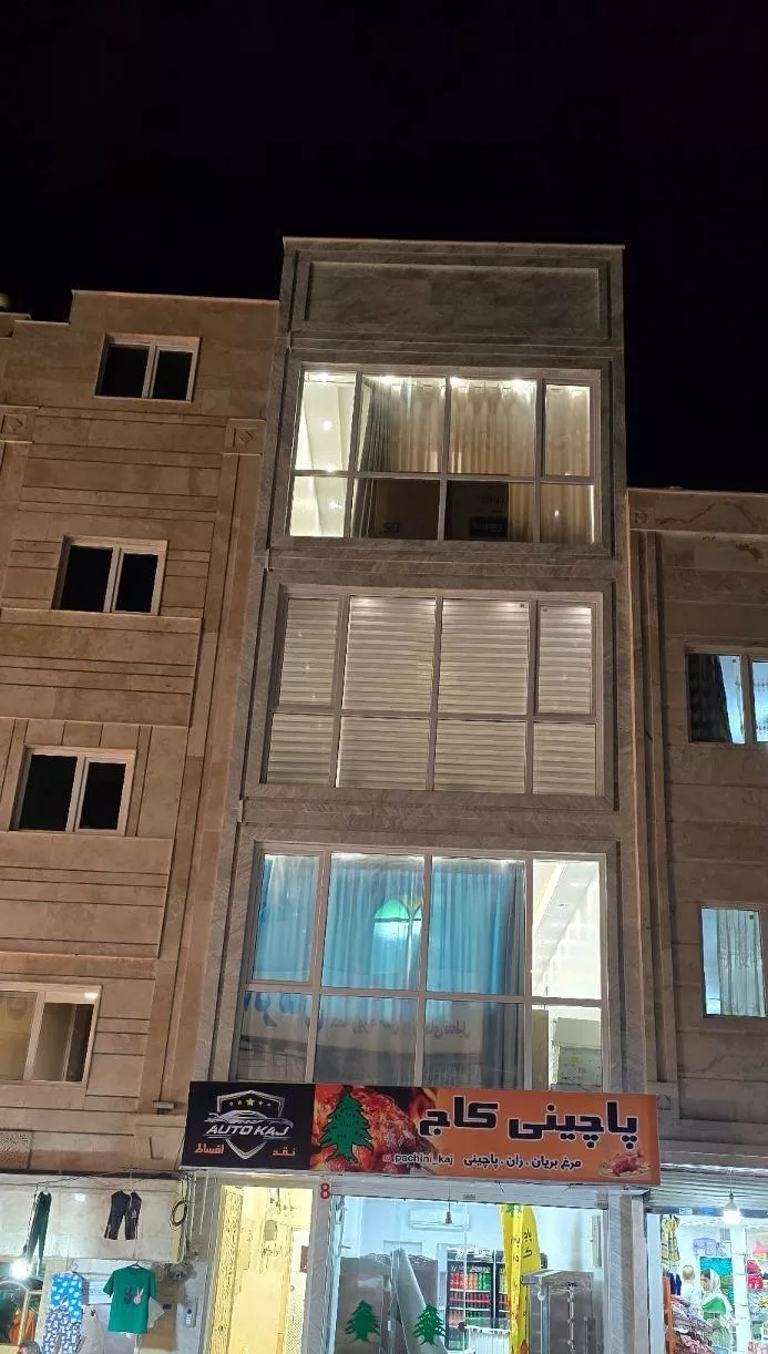 فروش اداری ۵۰ متری در خاک سفید