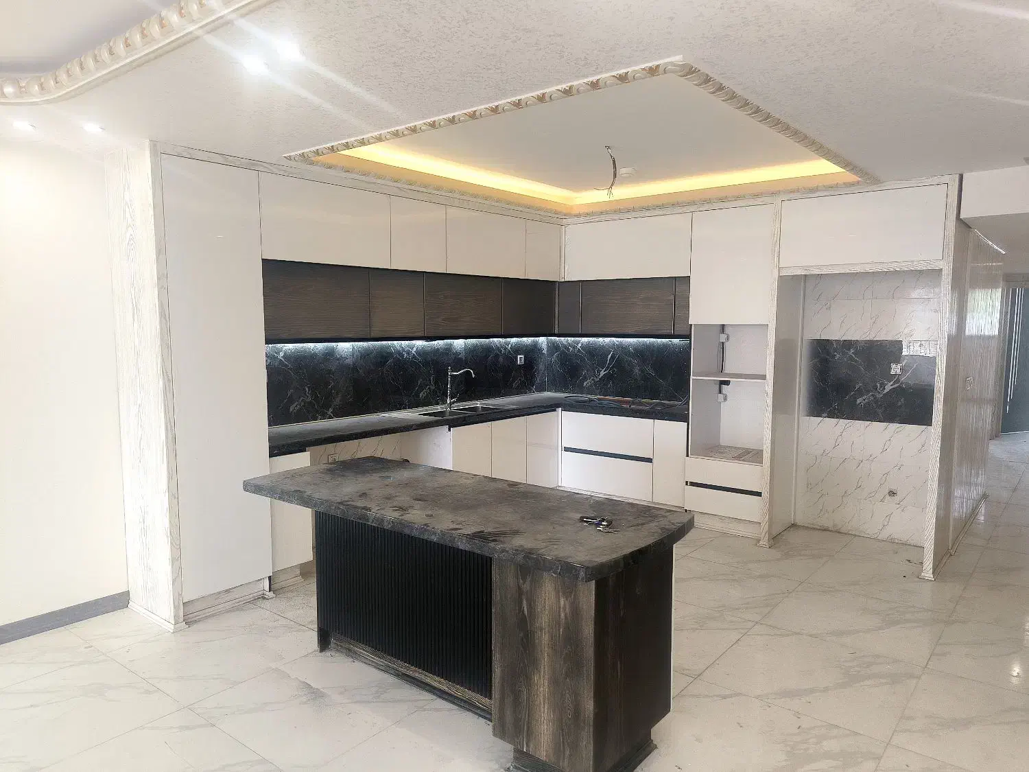 آپارتمان سه خوابه ۱۶۰ متری صفر در خانه اصفهان