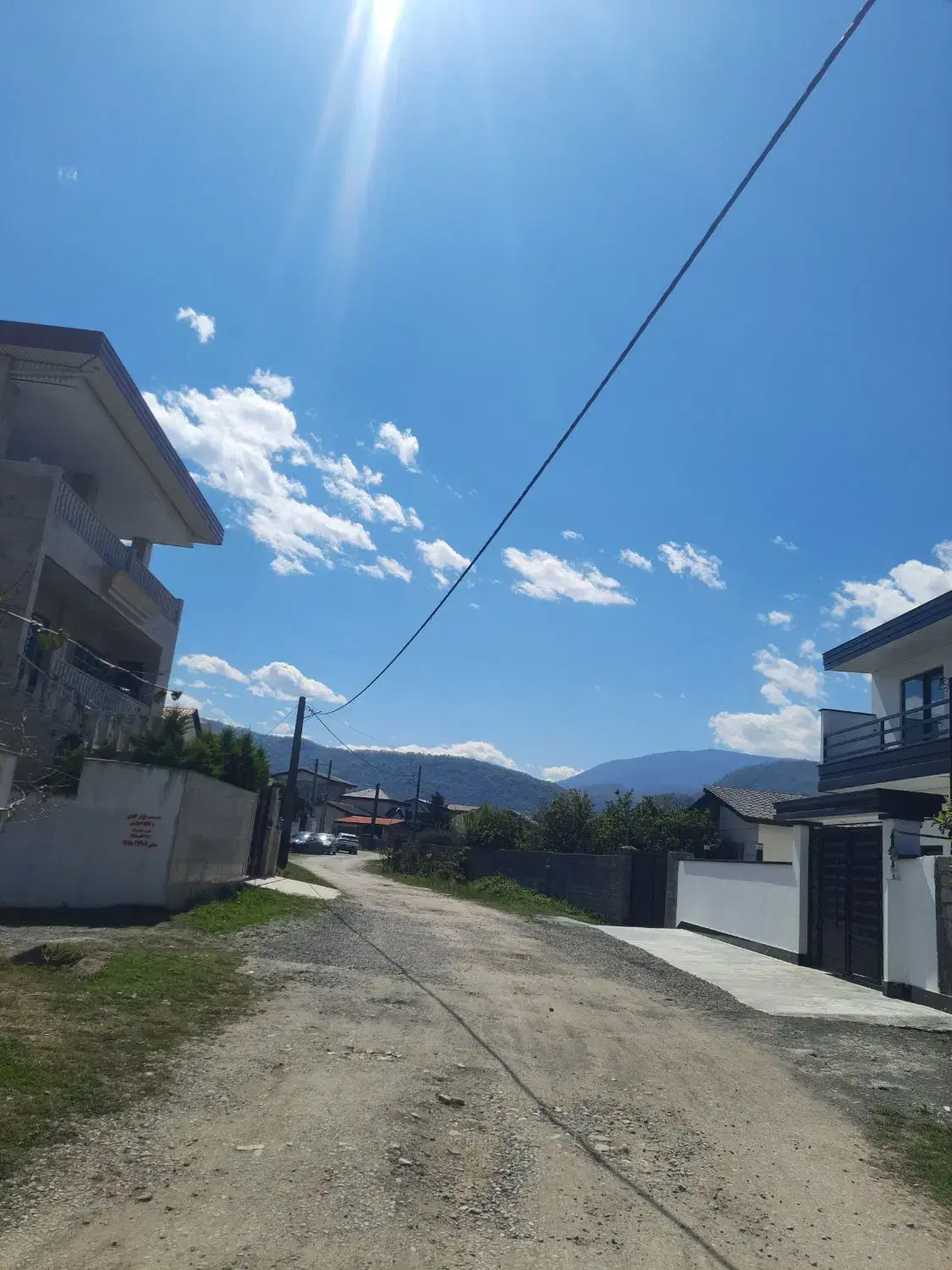 ۱۹۰ متر زمین  دارای سند تک برگ