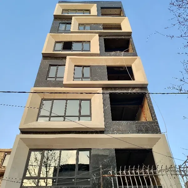 آپارتمان ۱۵۰ متری تک واحدی