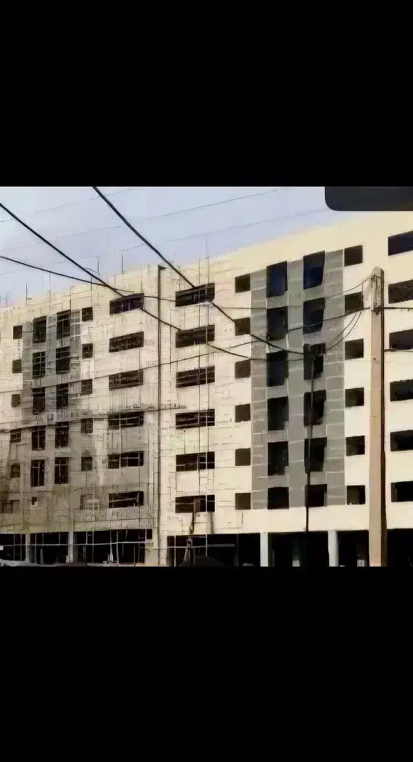 اسینم فرنیا