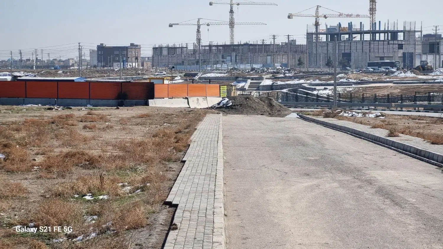 زمین ۲۰۲.۵ متر مربع ششدانگ آماده پروانه