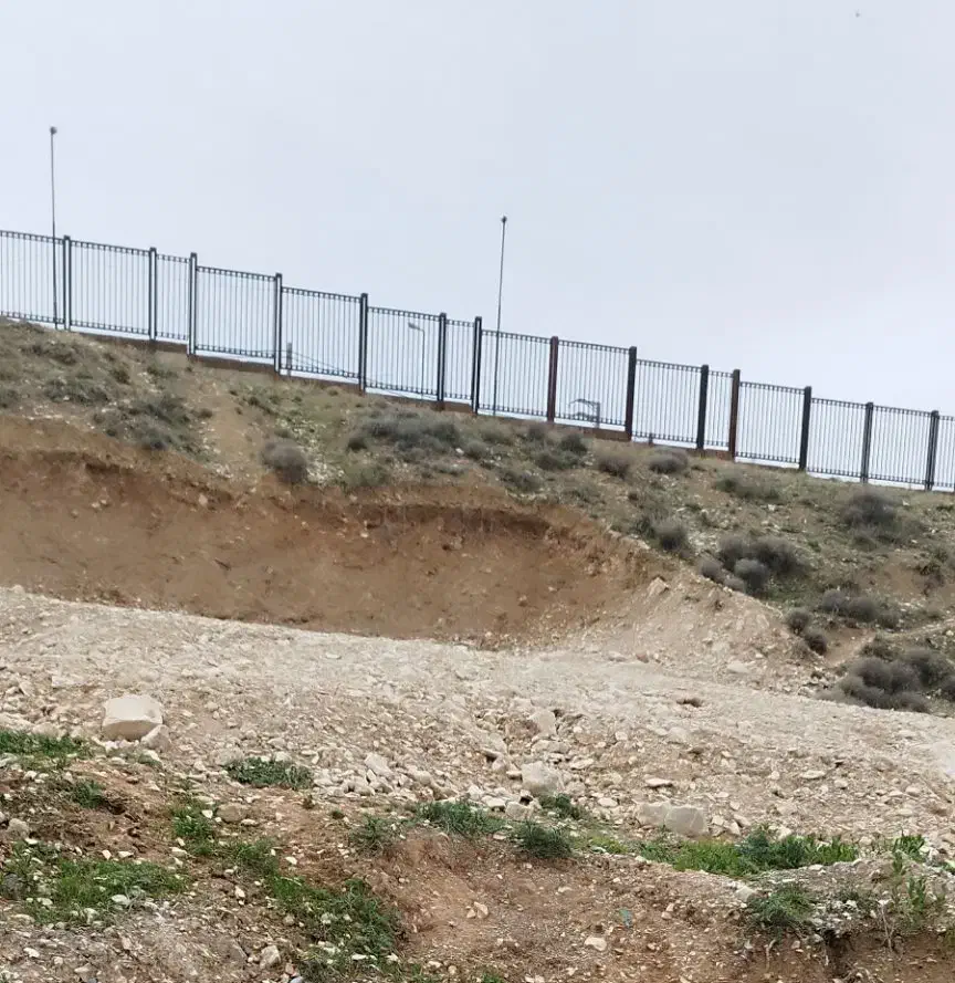 زمین مسکونی