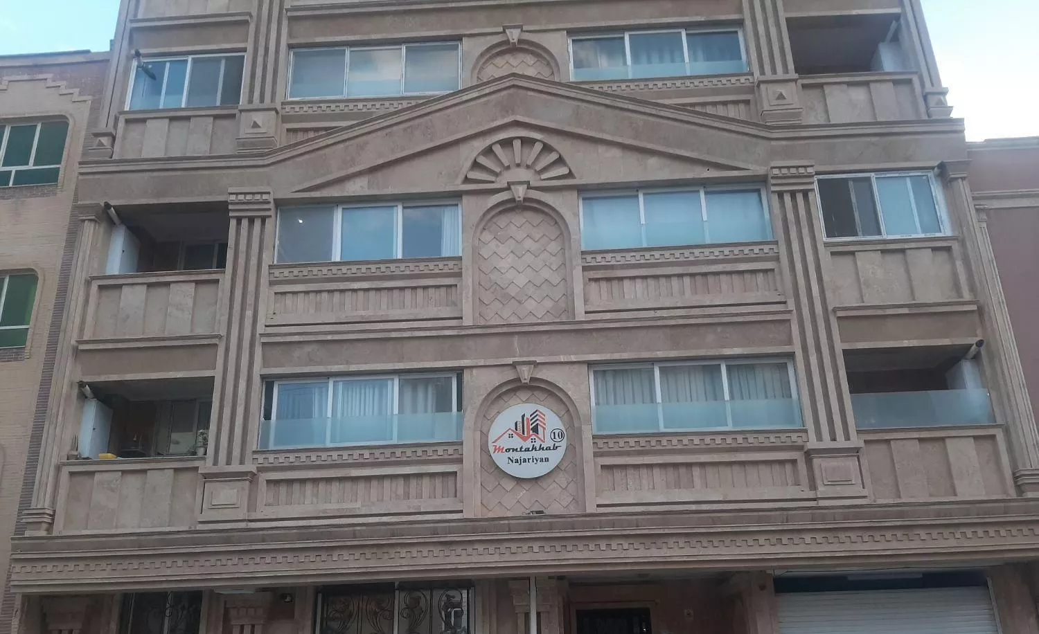 واحد۱۰۰ متری (موارددیگر موجود)