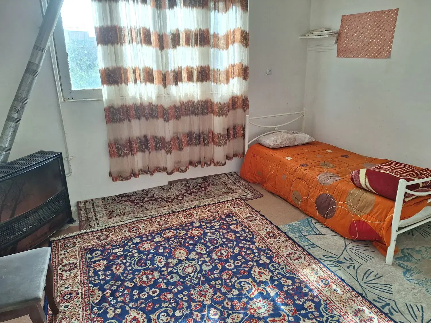 ساختمان مستقل دوخوابه با پارکینگ