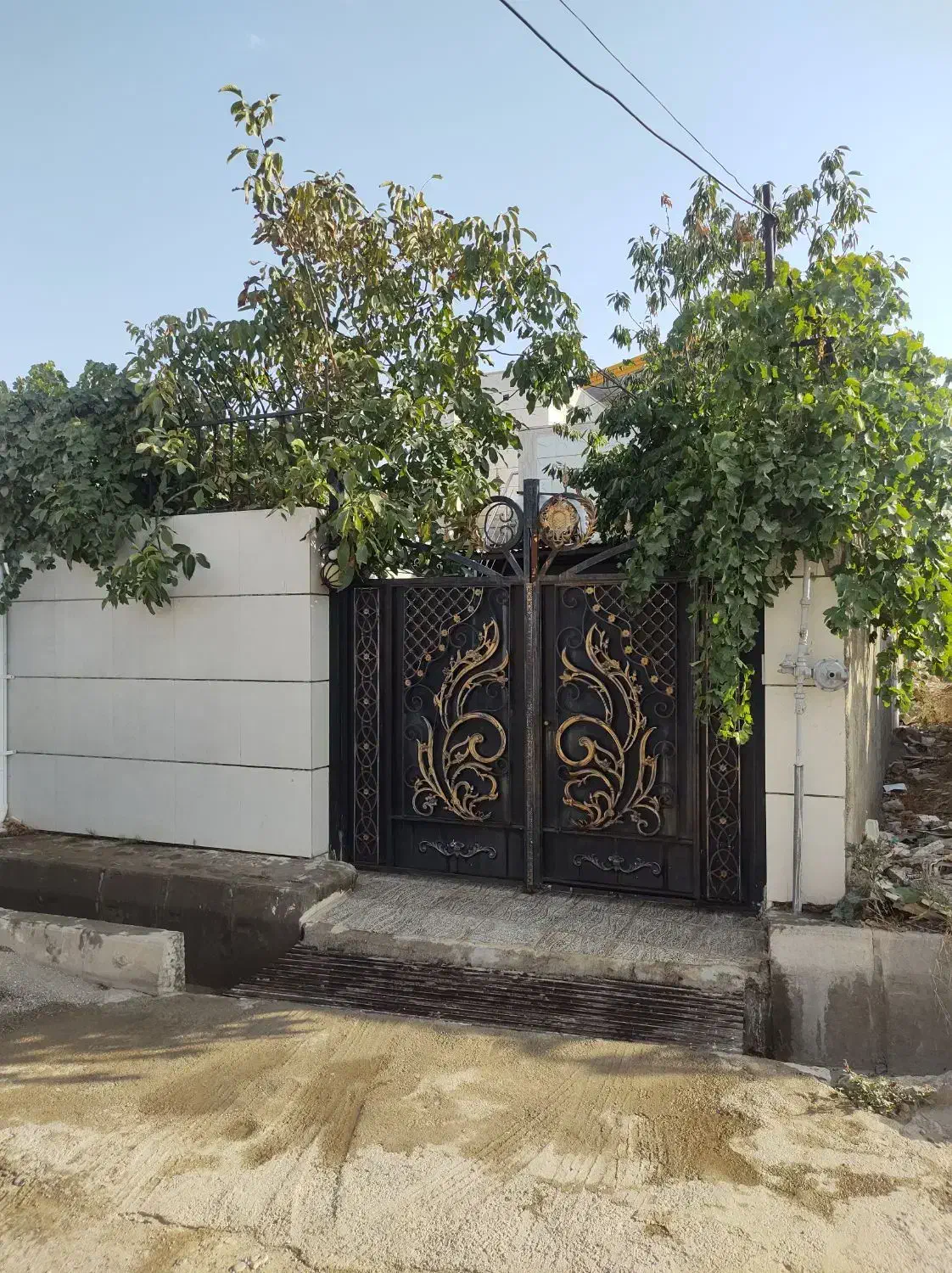 ملک ویلایی دوطبقه
