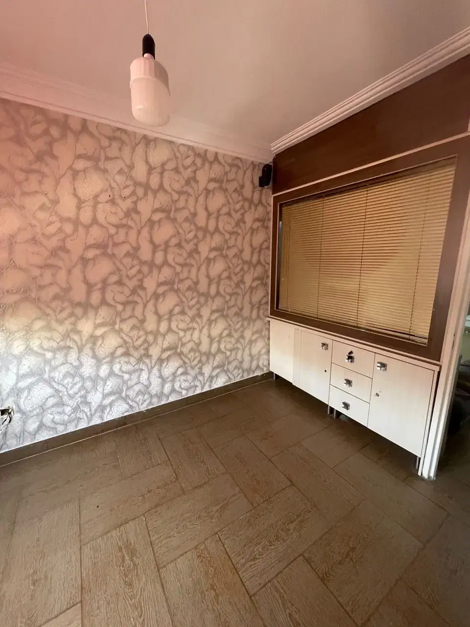 اجاره اتاق سالنزیبایی
