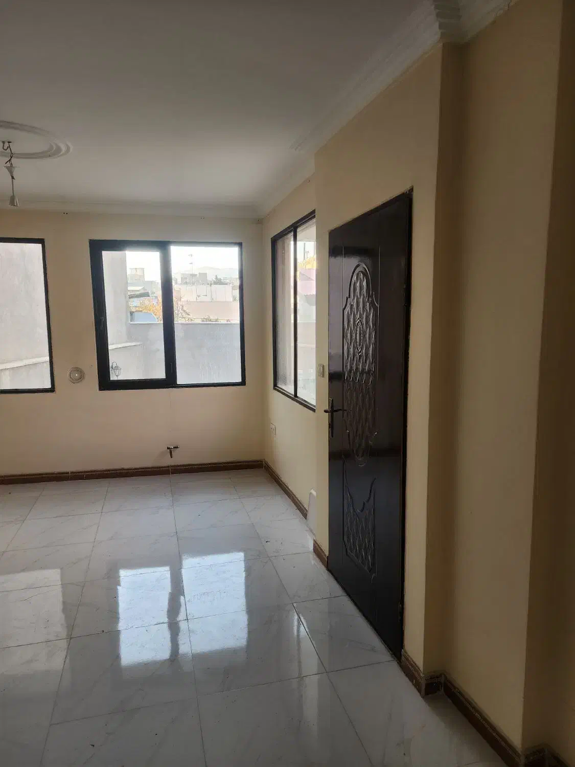 خانه بومهن حیاط دار