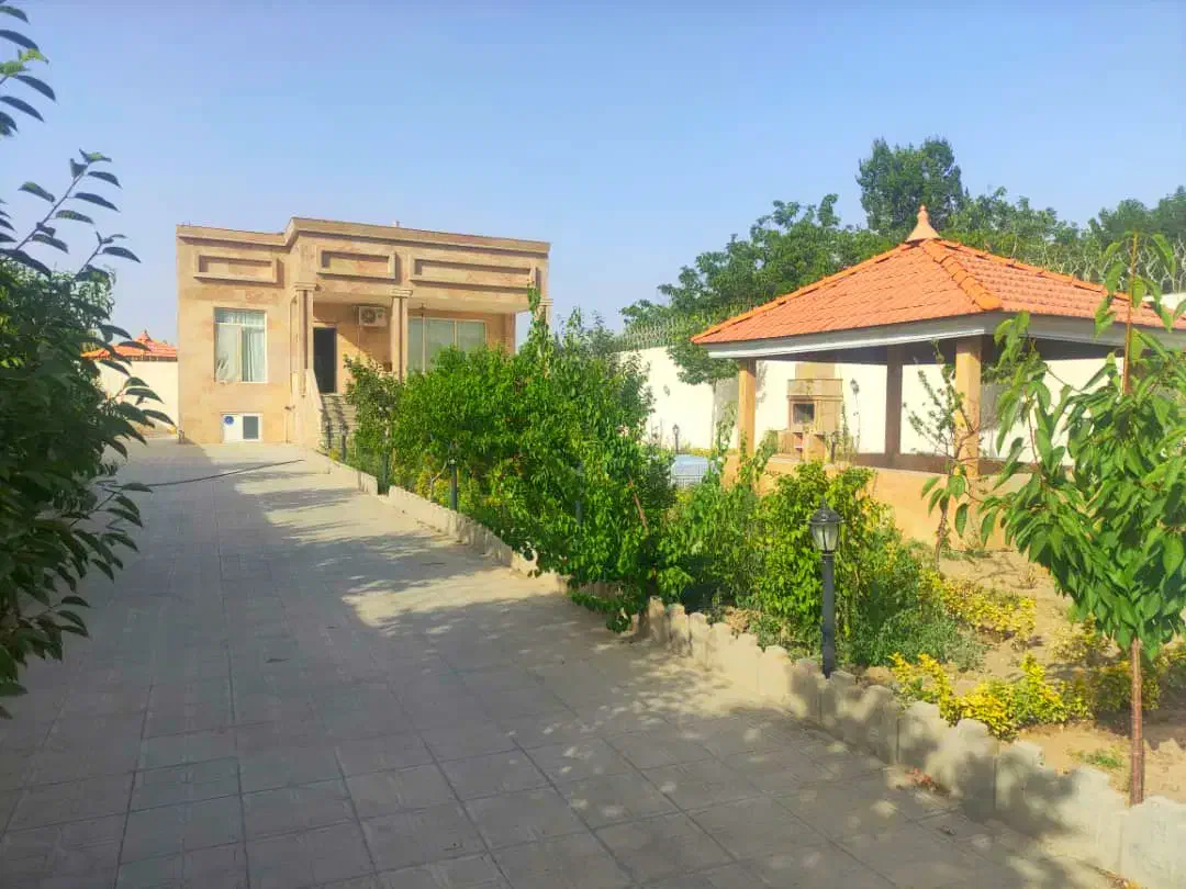 اجاره‌ روزانه باغ ویلا استخردار_ شاندیز