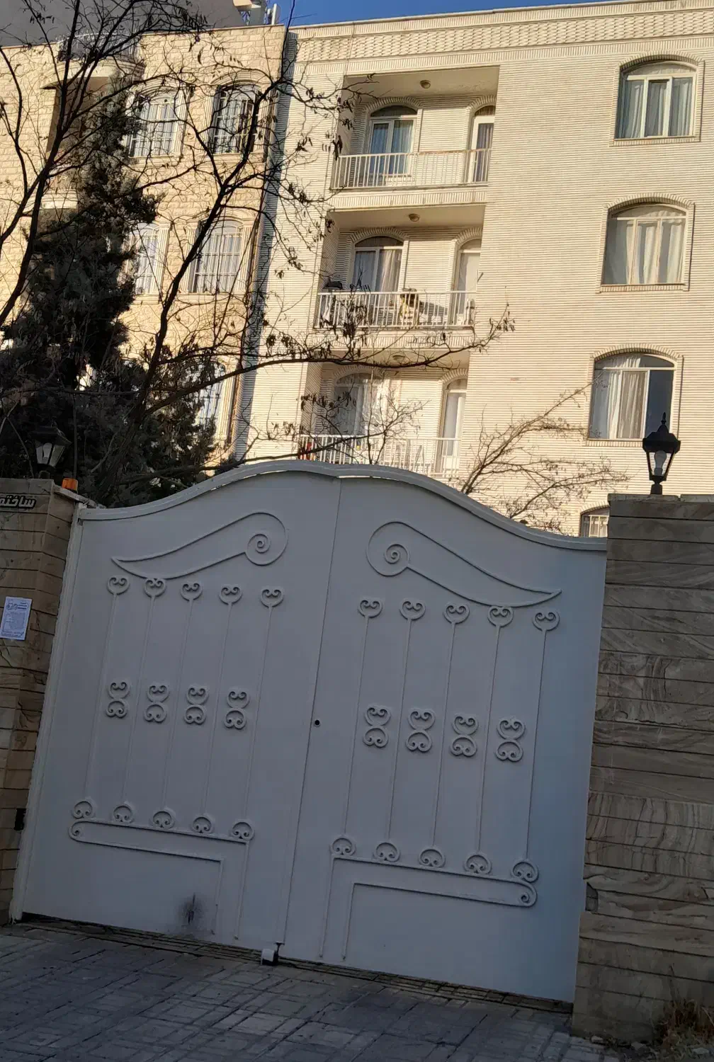 فروش آپارتمان ۱۰۶ متری عظیمیه