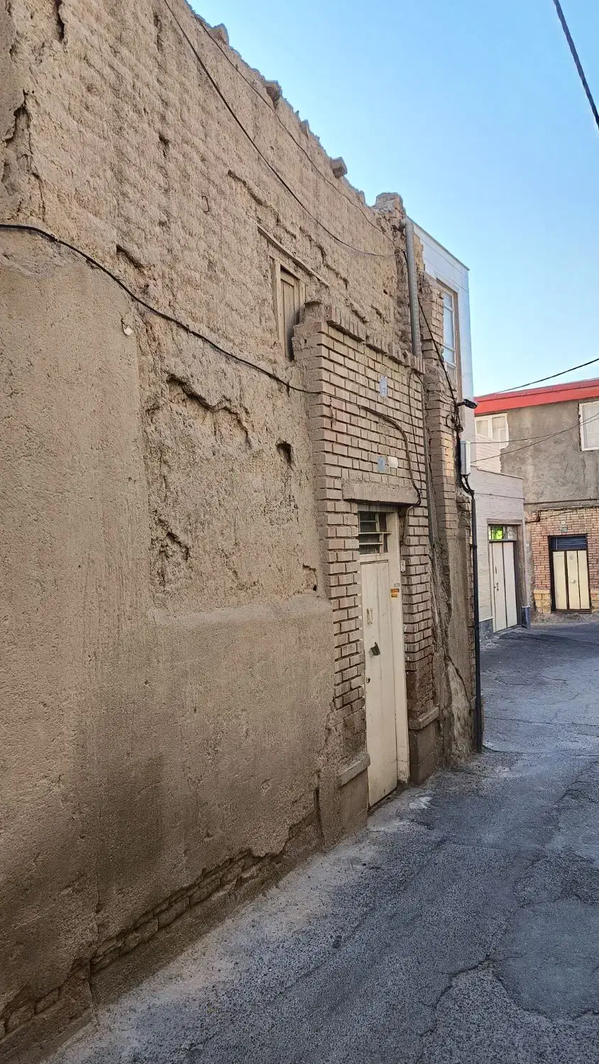 خانه کلنگی خسروشاه