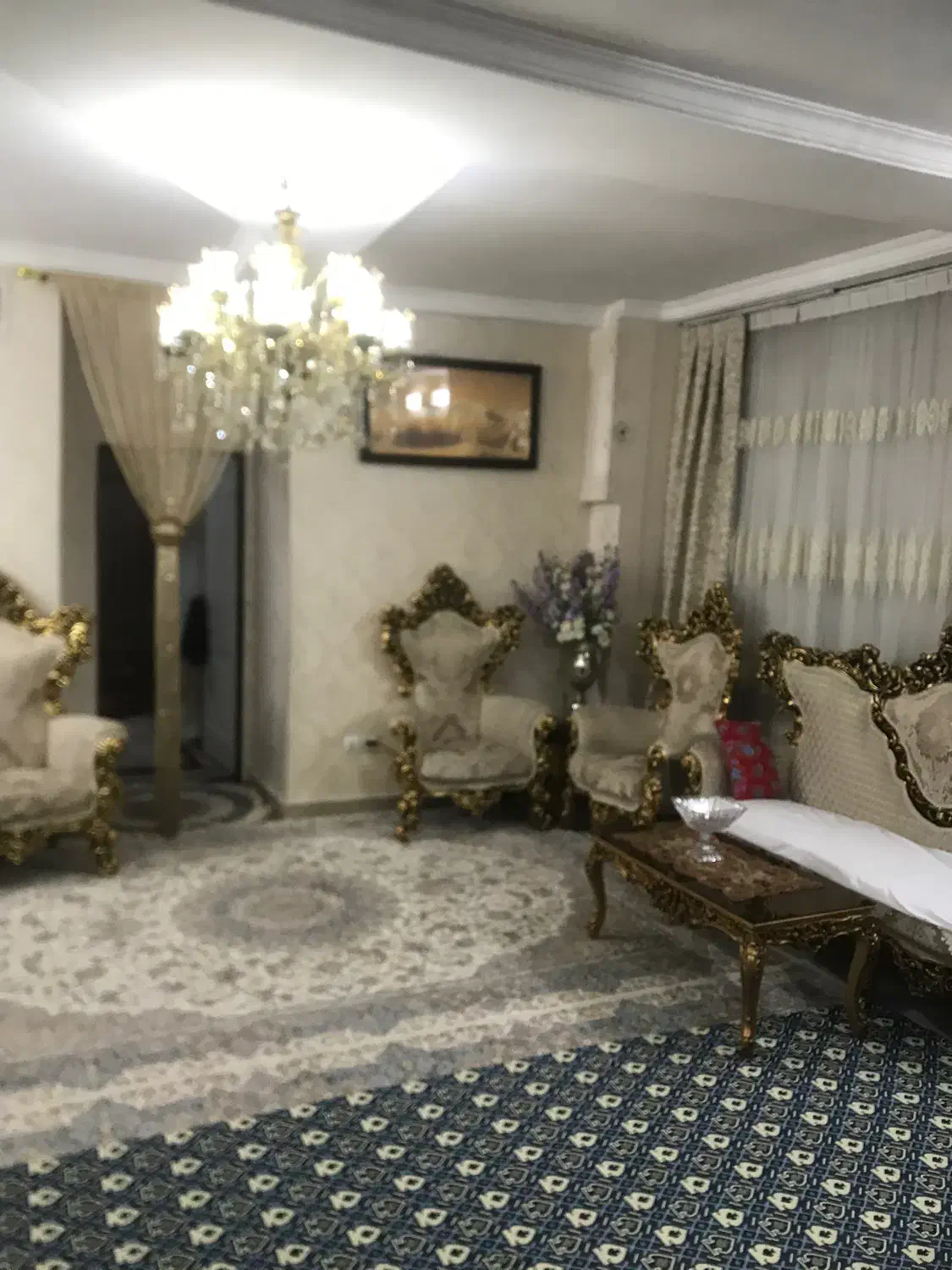 ۶۸ متر آپارتمان با پارکینگ و آسانسور تمیز