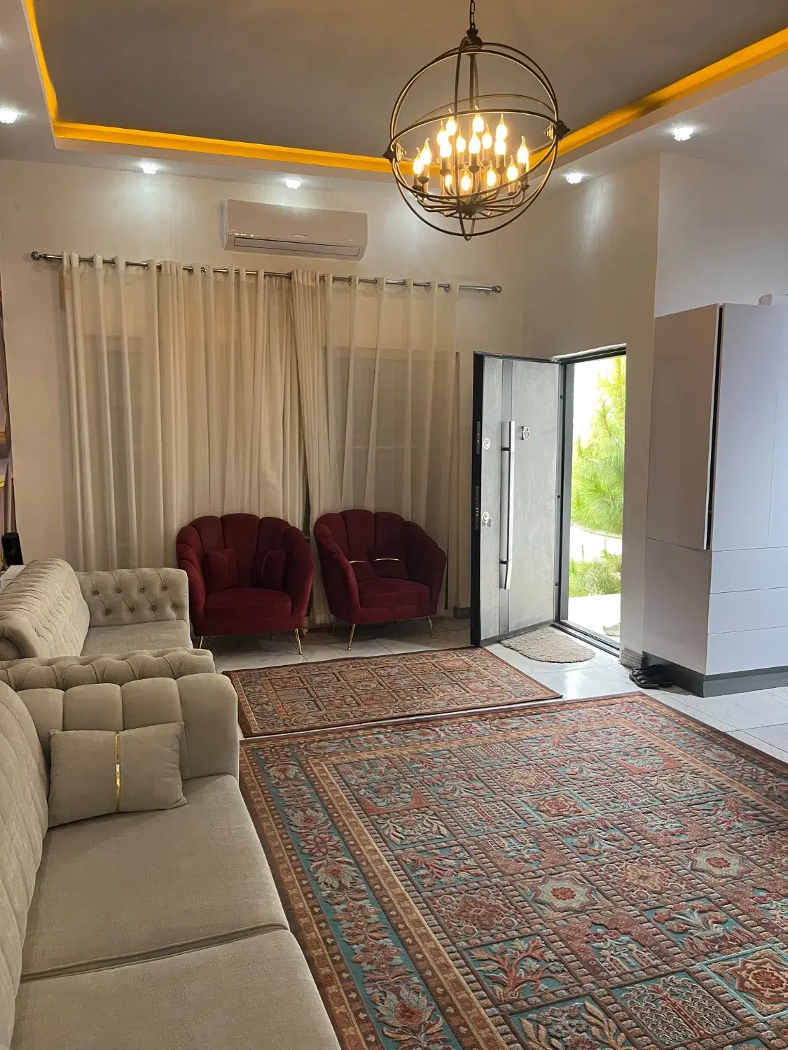 همکف مدرن_دوخوابه نوساز_مبله_قیمت واقعی