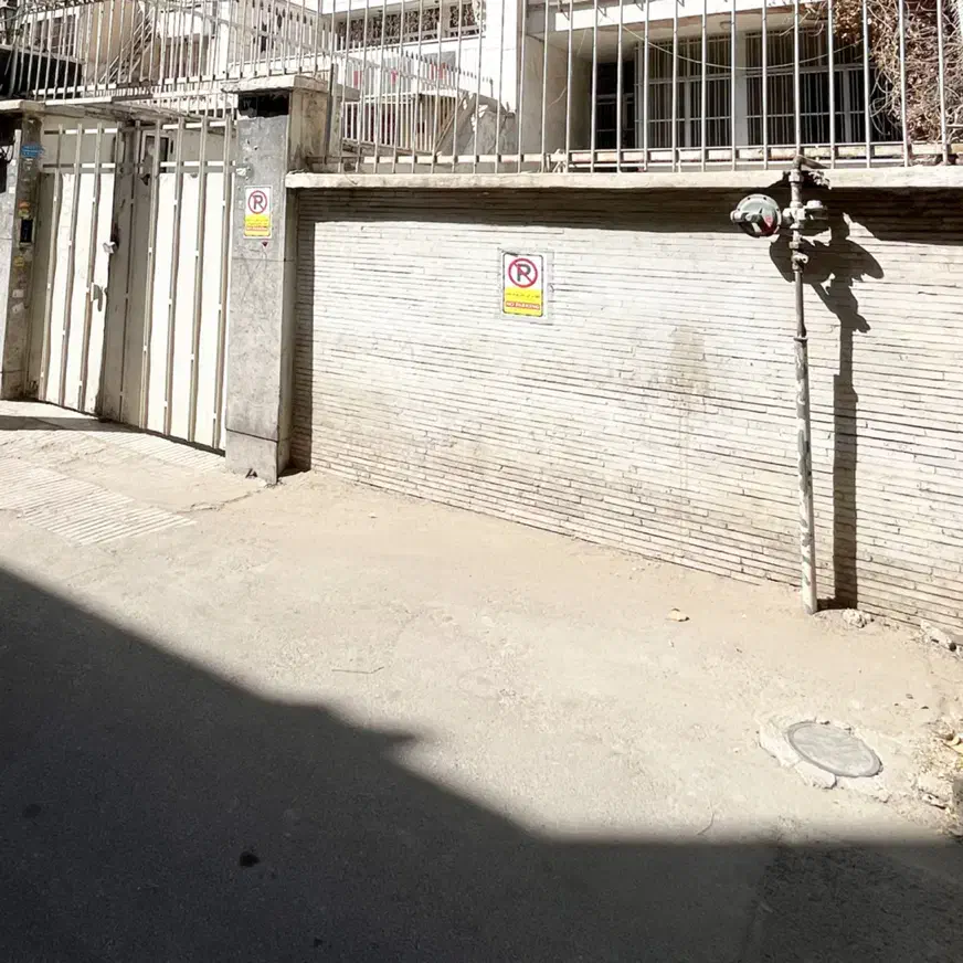 ۰۰ ملک کلنگی برای ساخت - ۳۴۰ متر ۰۰