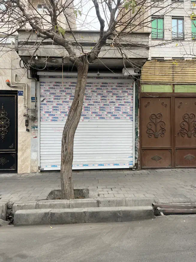 ۲۰ متر مغازه