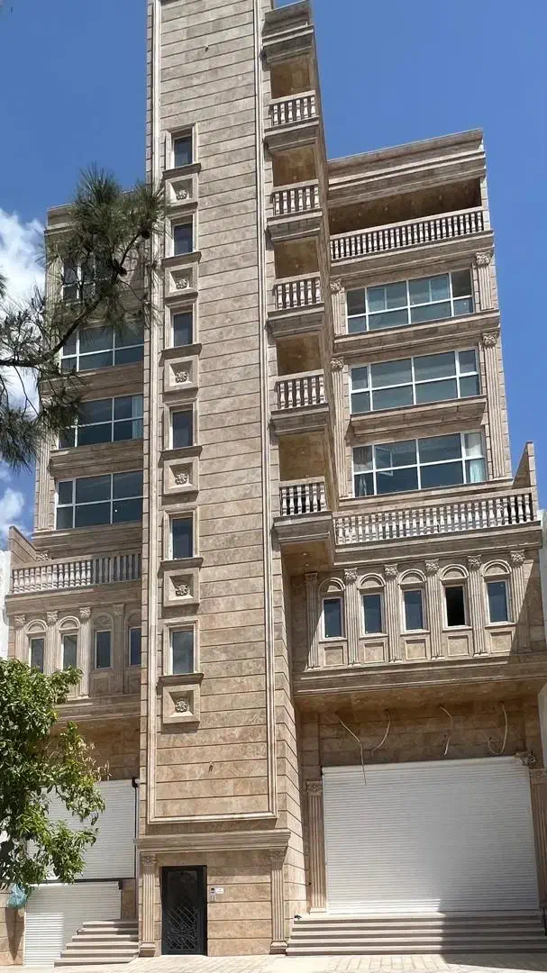 دفتر کار اداری تجاری تابلو بیلبوردی