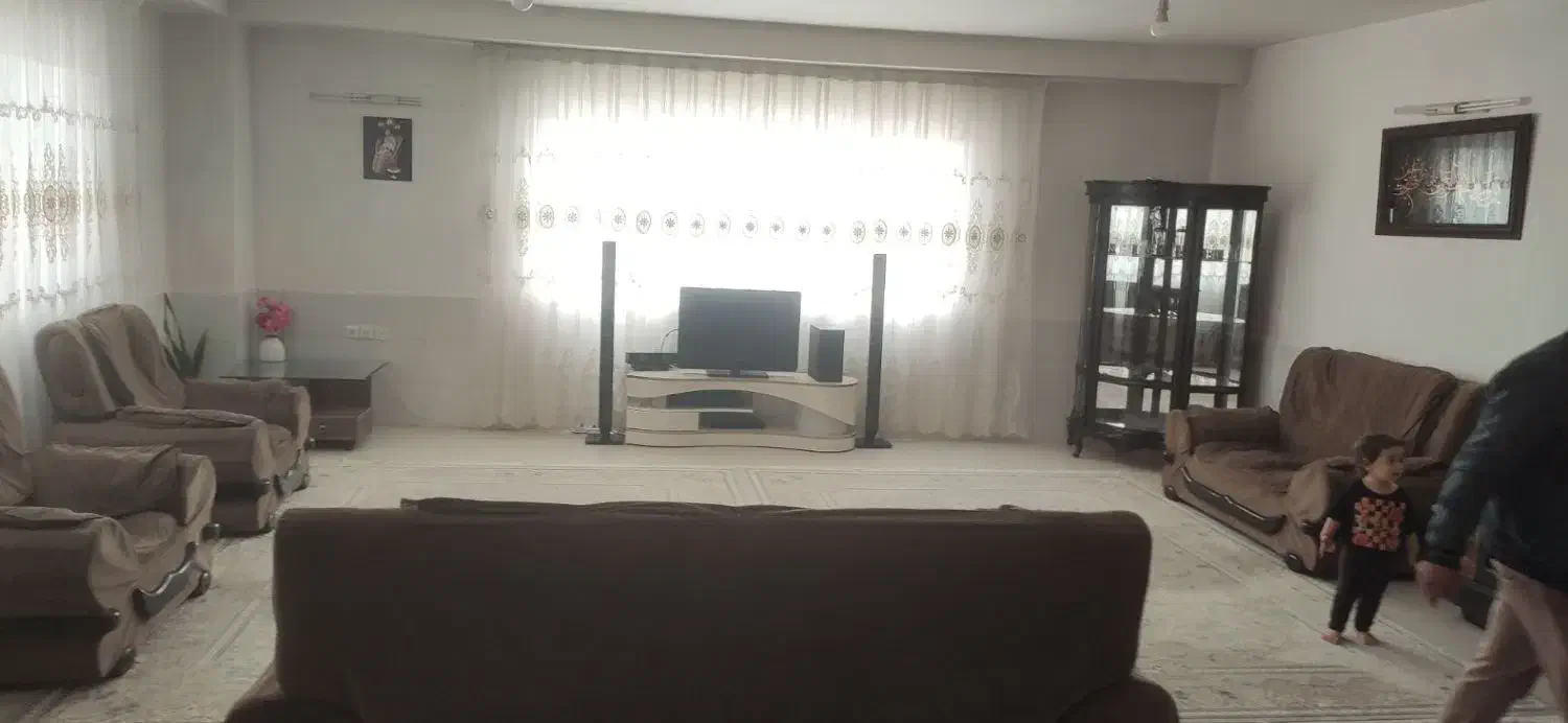 واحد فروشی،چهارراه شهرداری