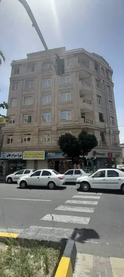 اجاره مغازه دو نبش بر بلوار