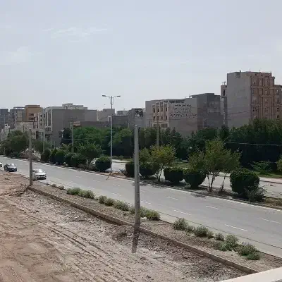 فروش یک قطعه زمین مغازه تجاری