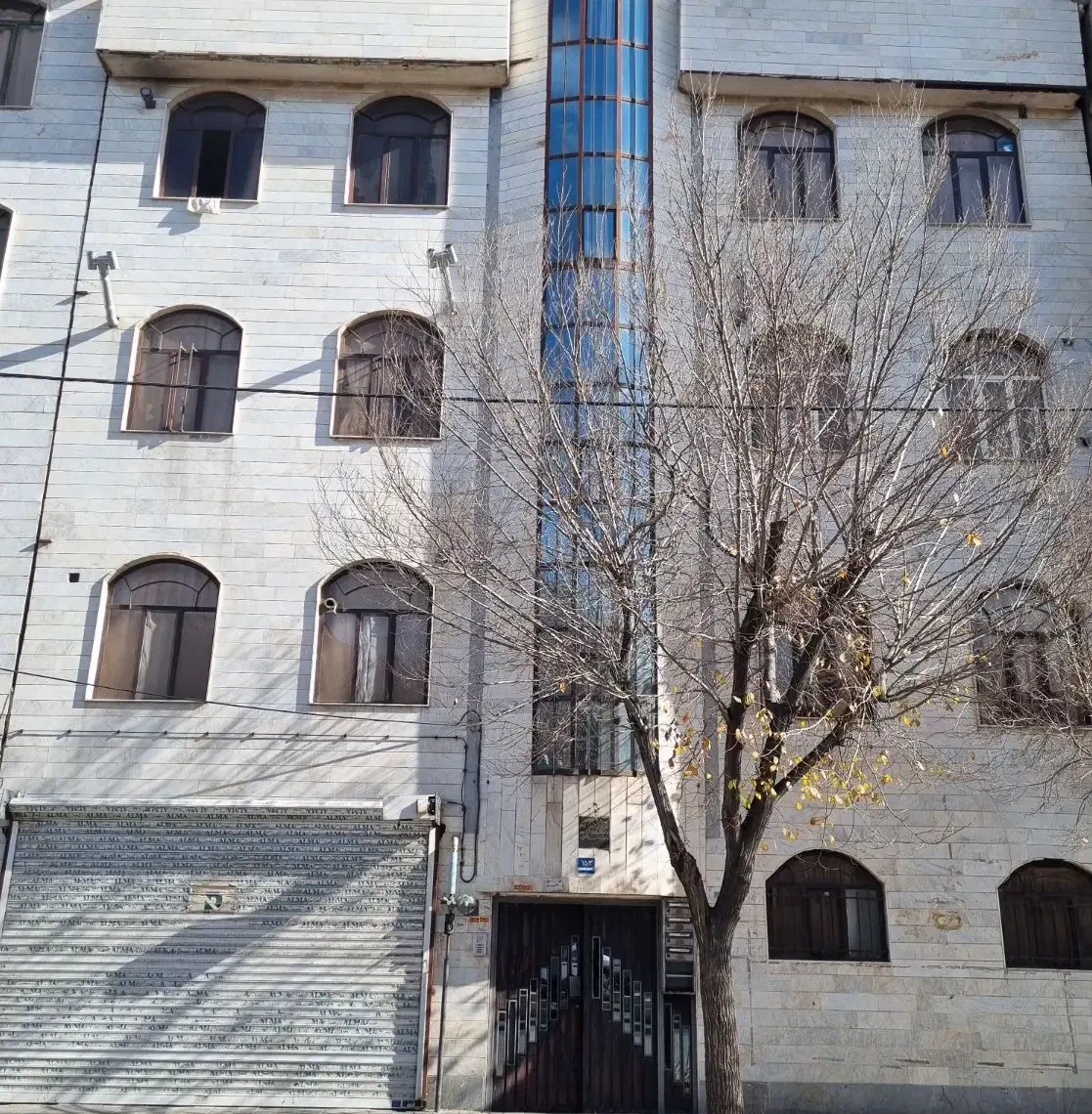 اپارتمان۵۵مترتوافق شدبرای ساخت۷۵مترکیانشهرزیرقیمت