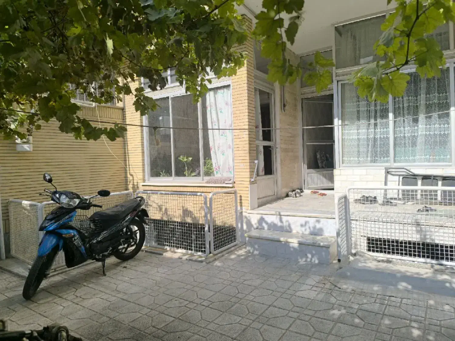 منزل مسکونی