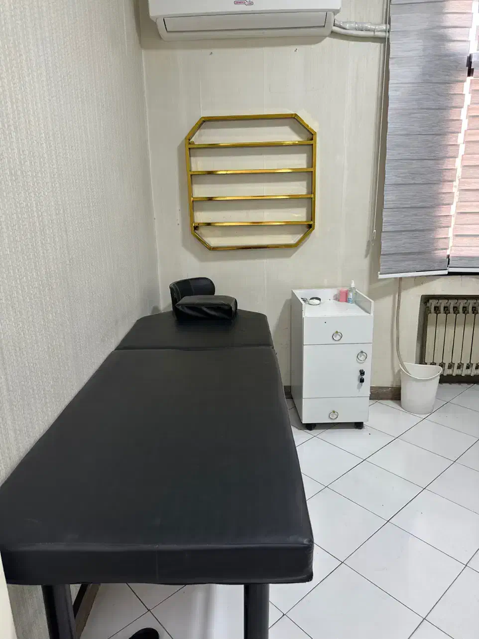 اجاره میزناخن،اجاره اتاق، تخت مژه ،صندلی رنگ