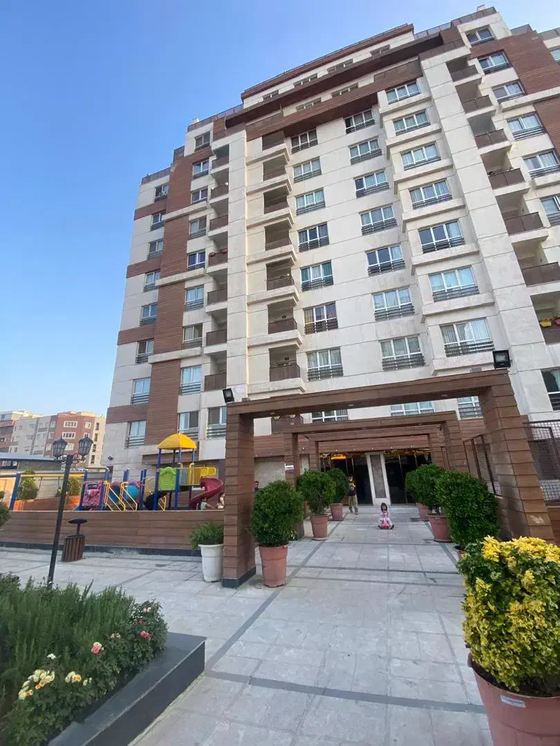 فروش آپارتمان۱۳۶ متر برج ARYA PARK دهکده fardis