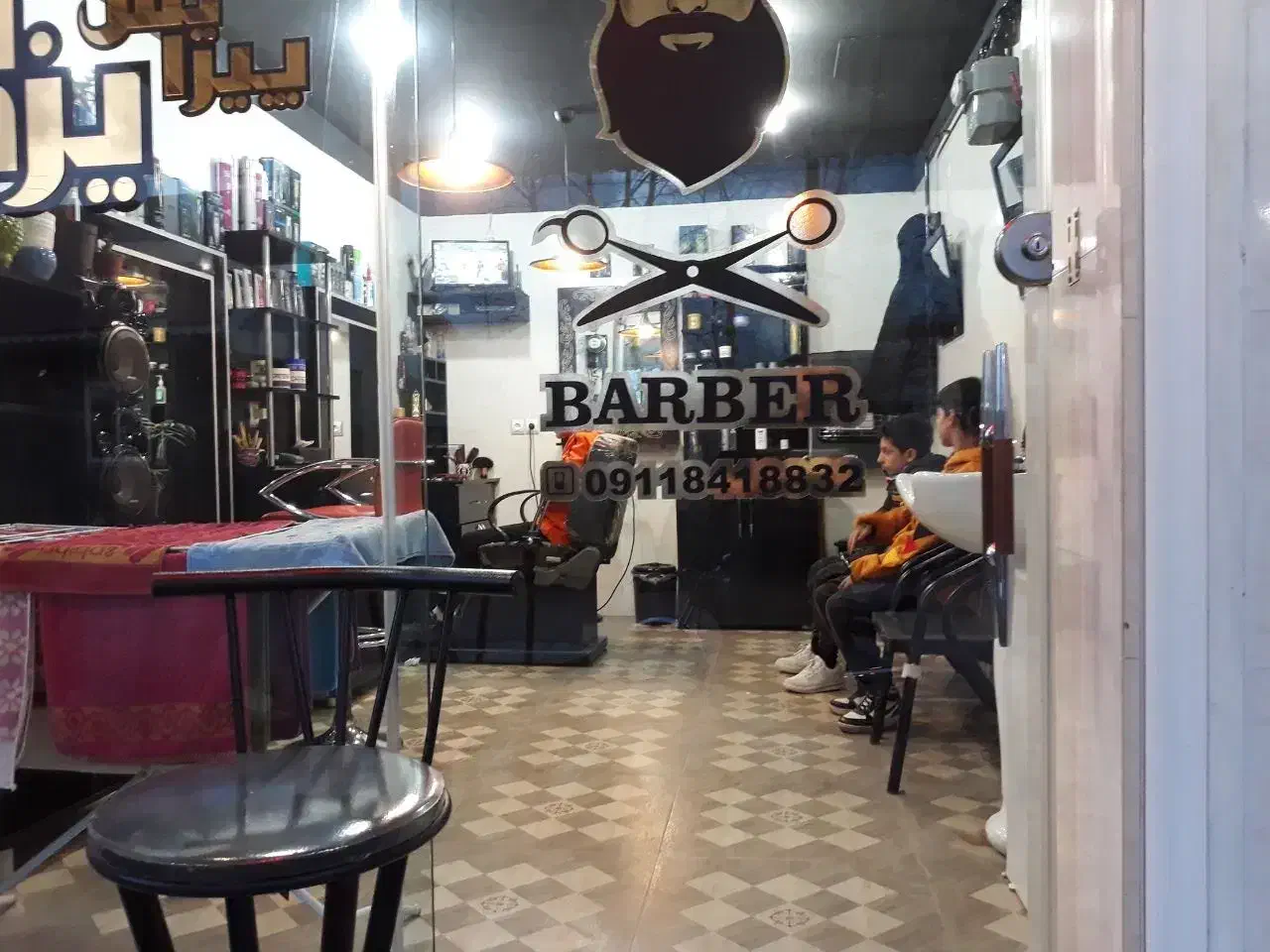 مغازه ۱۵ متری واقع در تازه آباد چاف