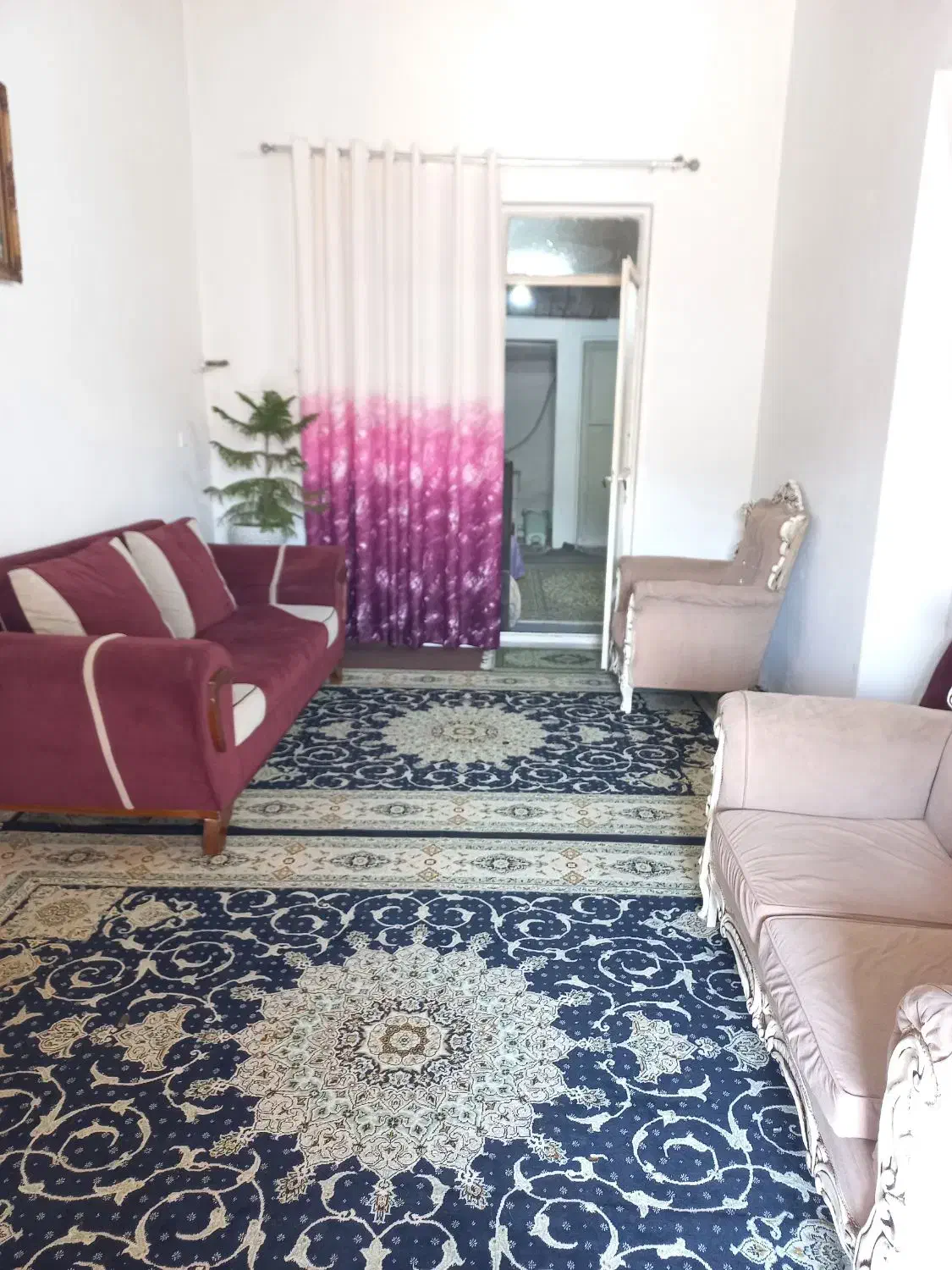 سوئیت دربست ساحلی با پلاژ خانوادگی