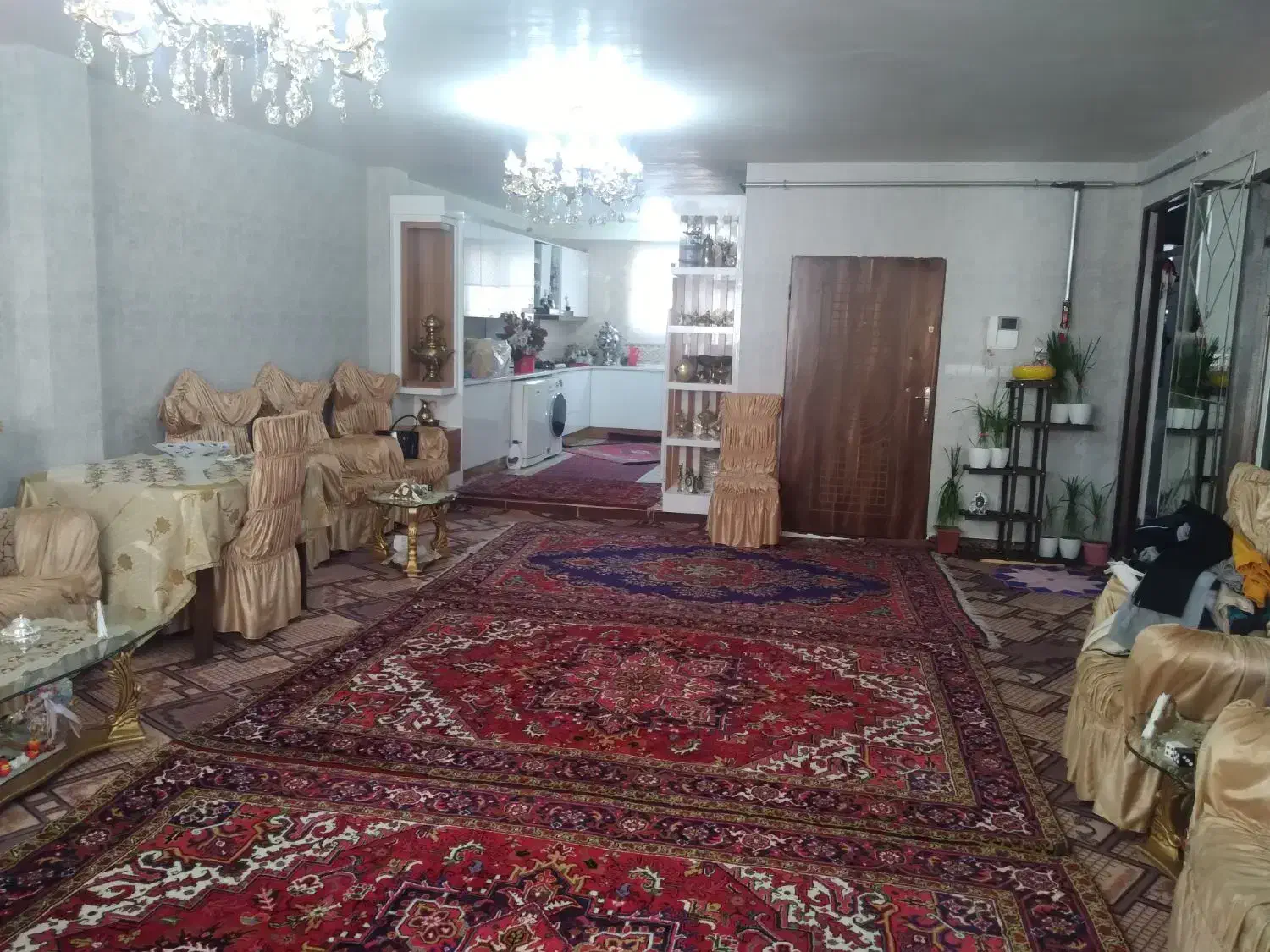 آپارتمان ۱۰۵متر توسعه ارم( اول بهمن آباد)
