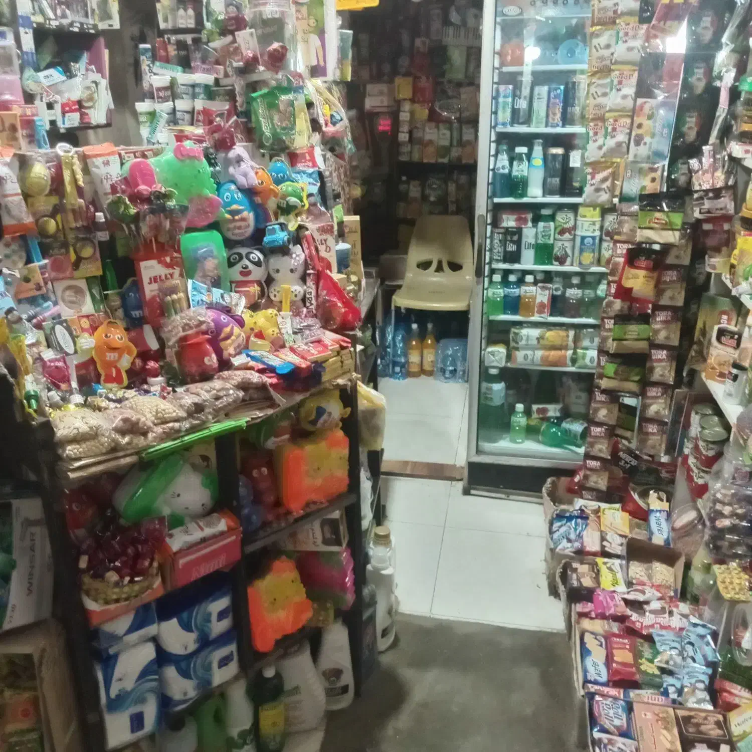 اجاره سوپر مارکت با تمامی اجناس و امکانات