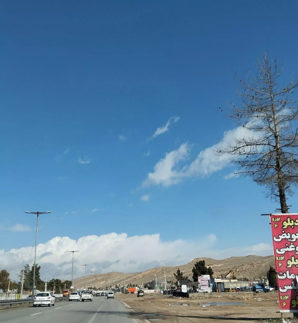 مغازه تجاری بررو اتوبان42متری کوهپایه تیون شیراز