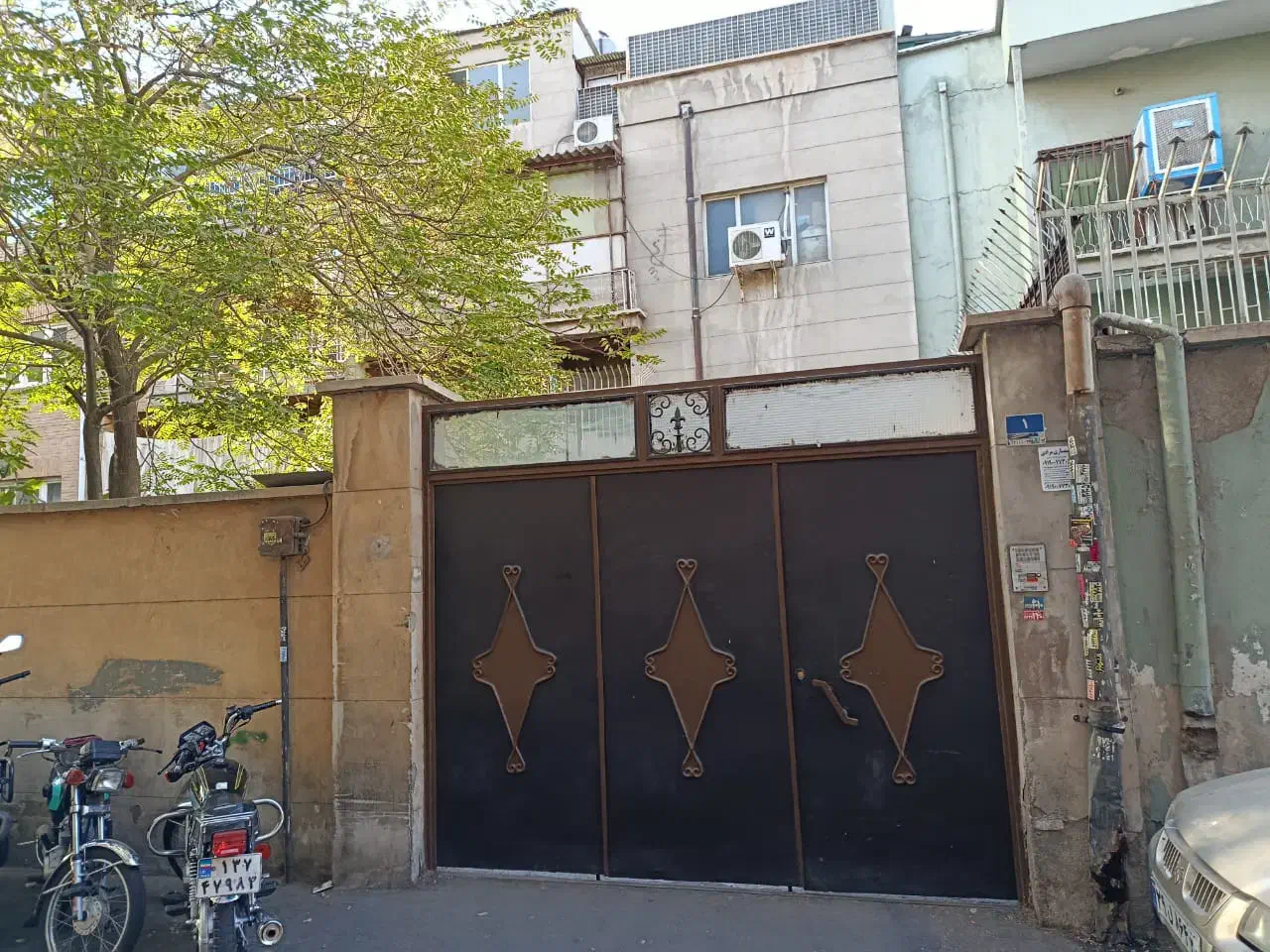 ۱۱۰ متر حیاط دار مستقل بی نظیر فروشی