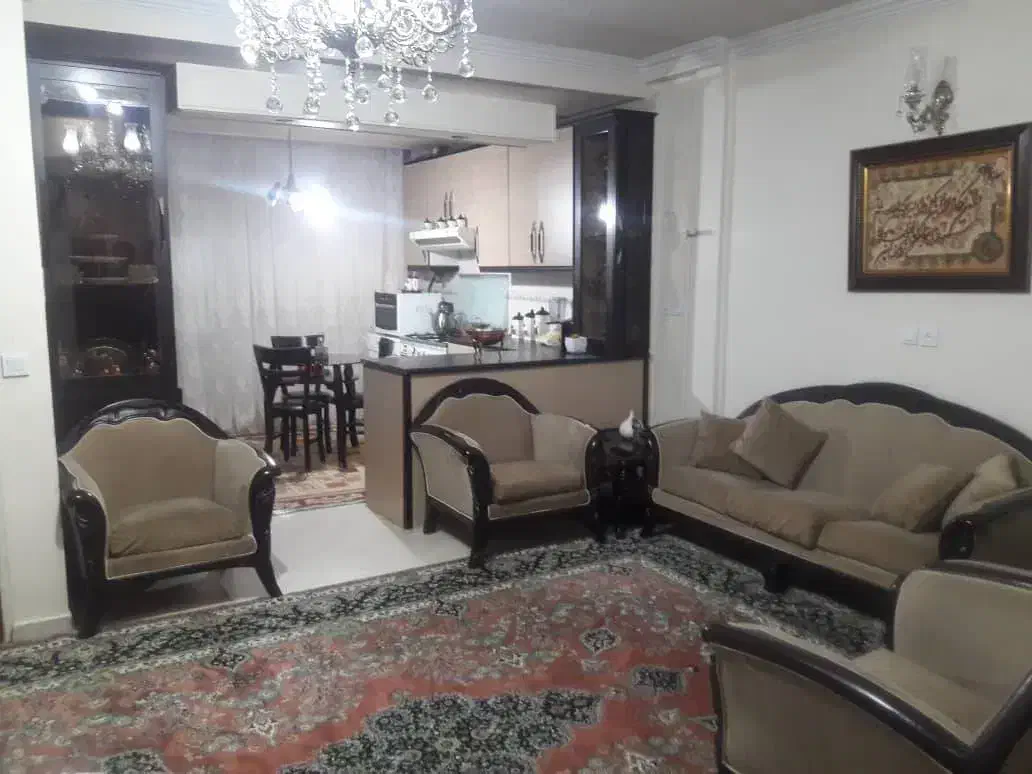 آپارتمان۶۵ متری تکواحدی طبقه اول آهنگ ارجمندی راد