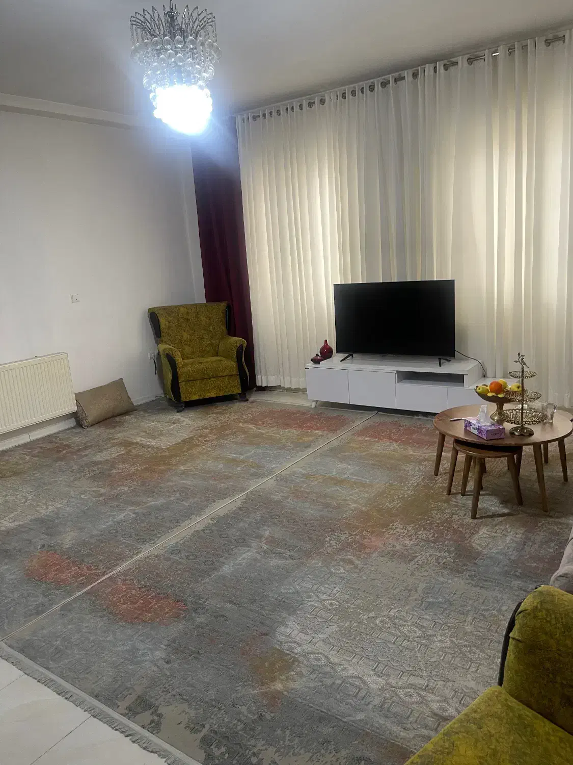 فروش واحد فاز پنج با پارکینگ و انباری