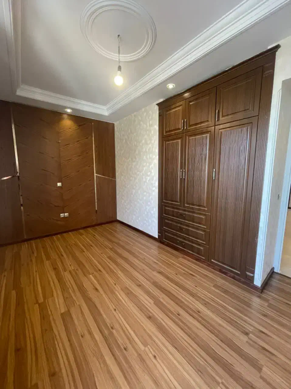 ۱۳۰ متر ۳ خوابه تکواحدی خوش نقشه