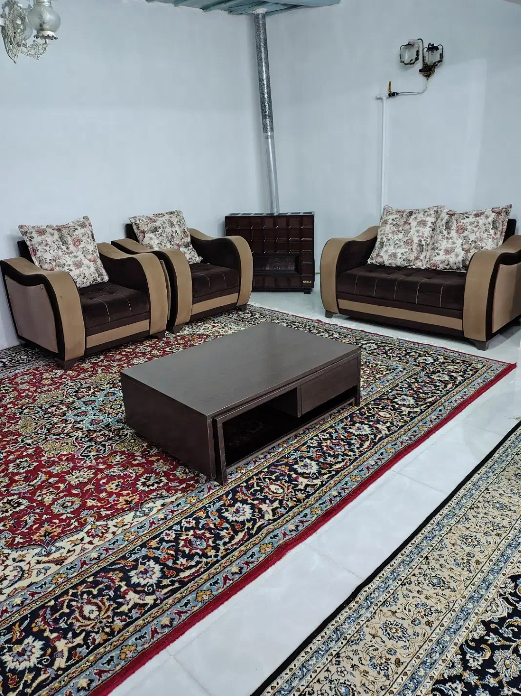 اقامتی آرام و امن در باغ ویلای نوستالژیک