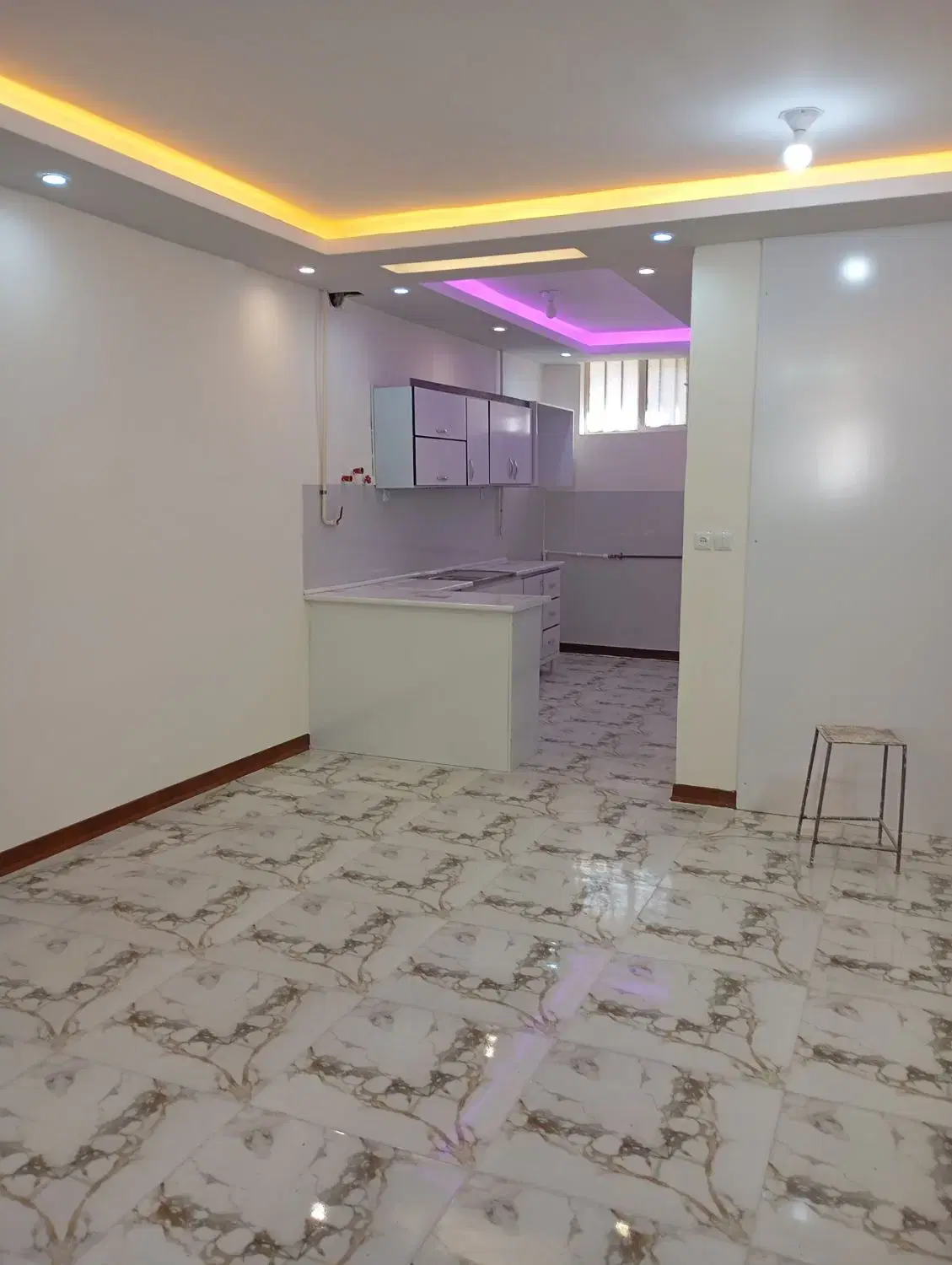 منزل طبقه اول درب اختصاصی