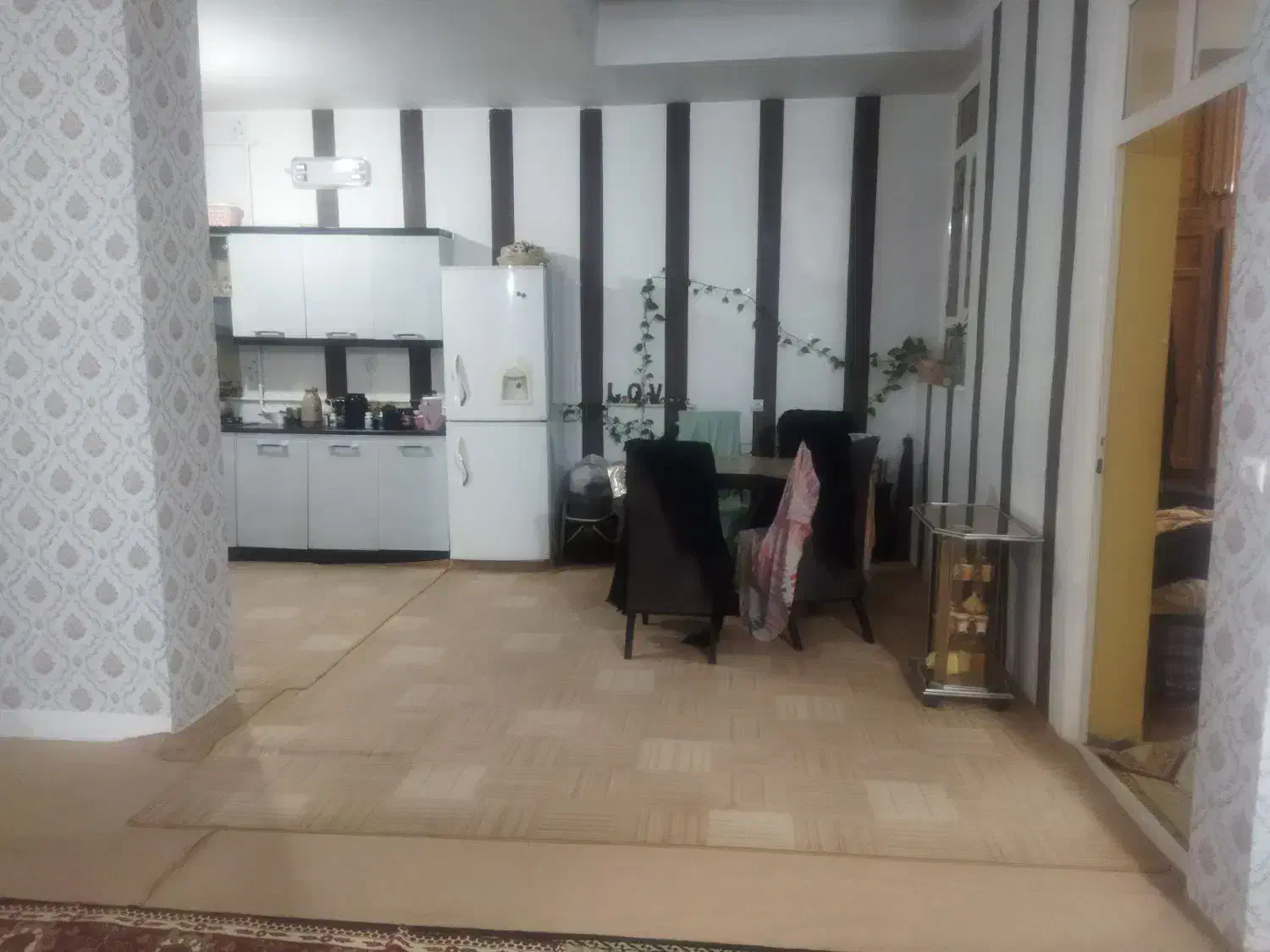214متر خیابان14متری 12عرض چهار خانه تا بلوار ازادی