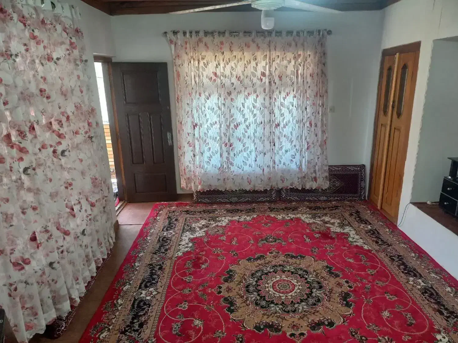 خانه سنتی طرح چوب