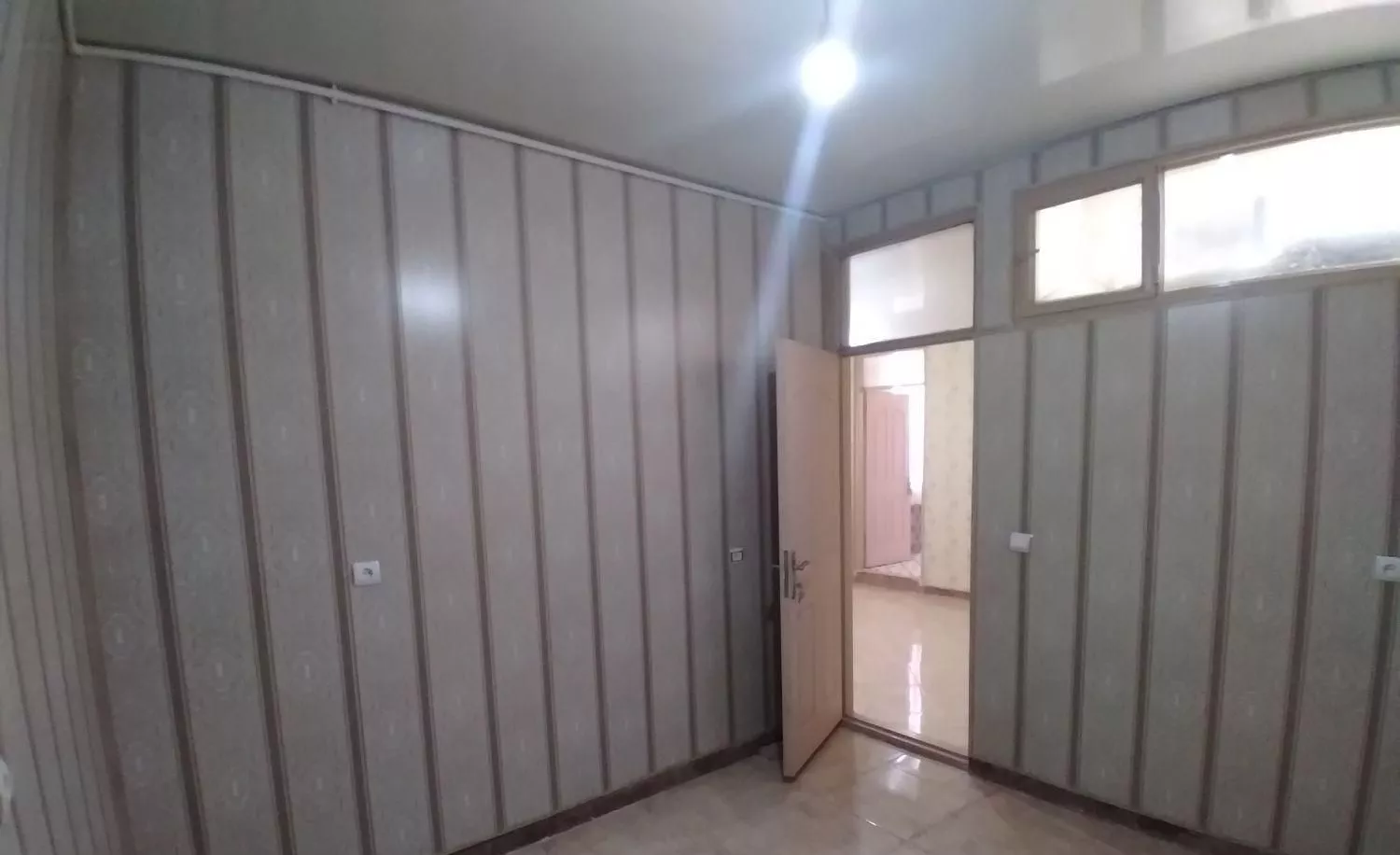 فروش دوطبقه+زمین+شش دانگ+ دربست+راه جداگانه