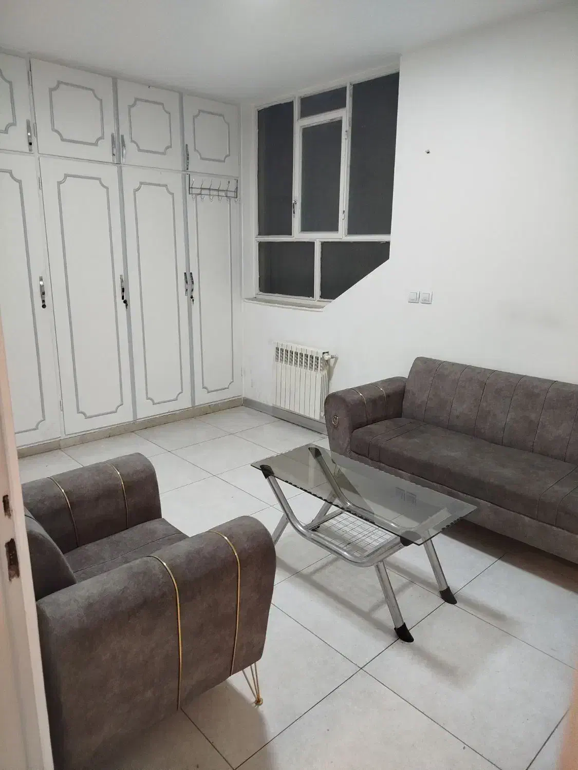 ** اجاره اتاق فقط به روانشناس یا مشاور **