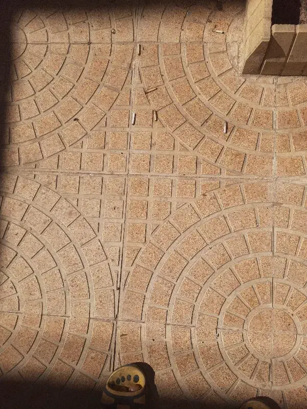 زمین مسکونی و تجاری