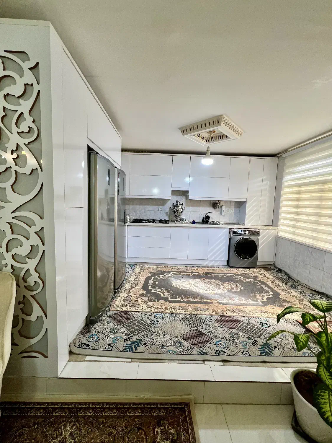 اجاره خانه دو خوابه ۳ نبش غرق نور در دوشان