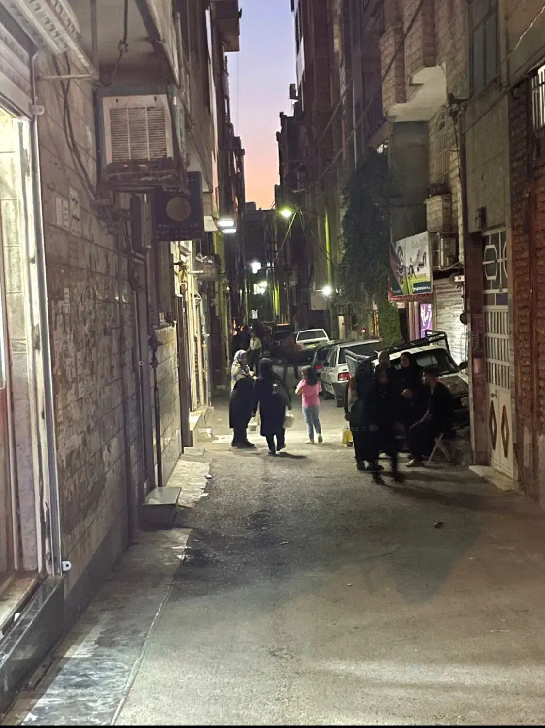 مغازه ۸۰ متری حدادی